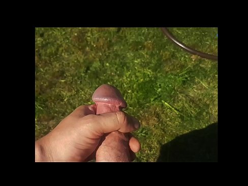 ❤️ Hot hottie får sin lyserøde fisse kneppet og kommer med en sprøjte i en sommerhave ❤ Porn video at da.xxxshake.ru ❌️