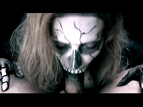 ❤️ Dæmonisk pige suger pik med sin sorte mund og sluger sperm. ❤ Porn video at da.xxxshake.ru ❌️